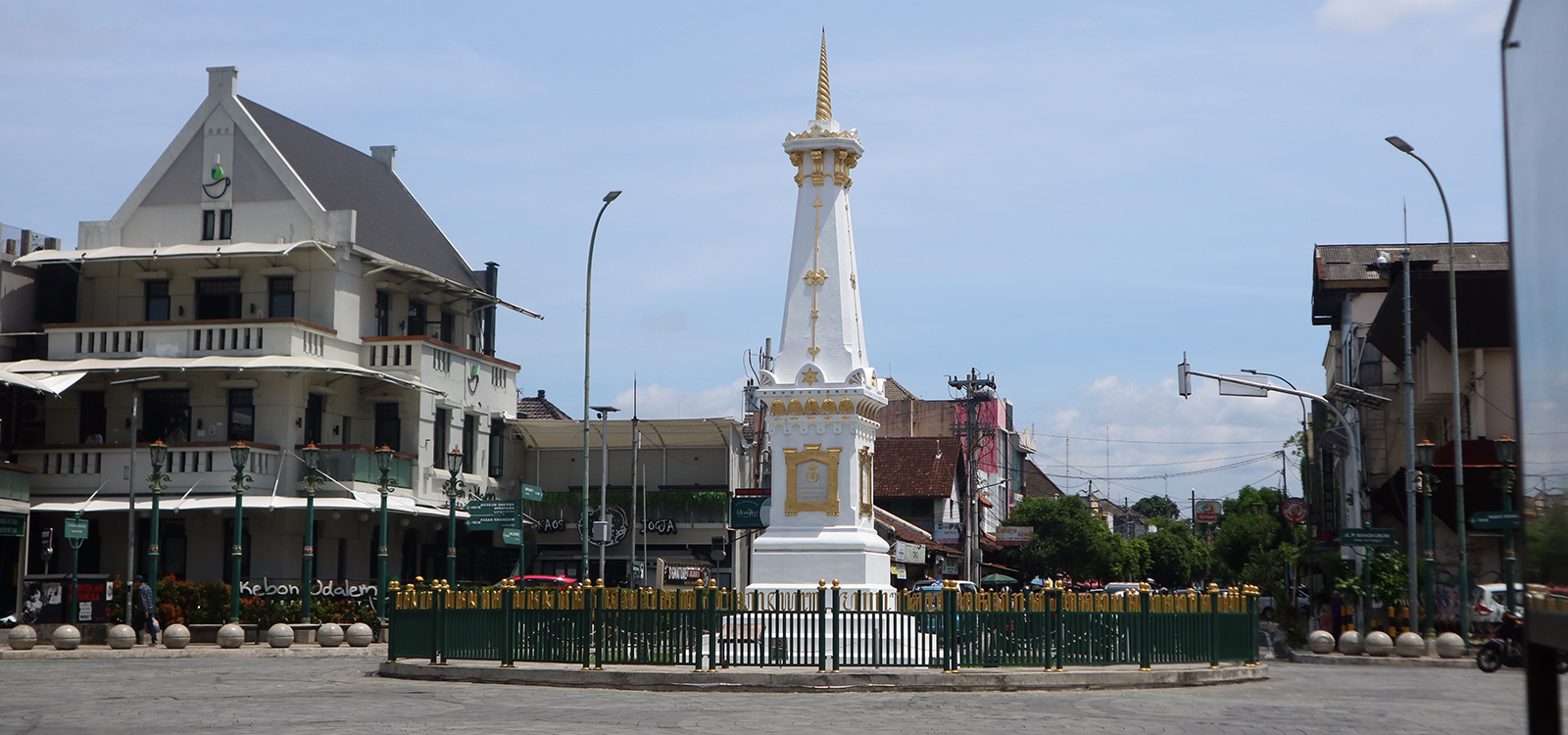 Jogjakarta city tour by bicycle